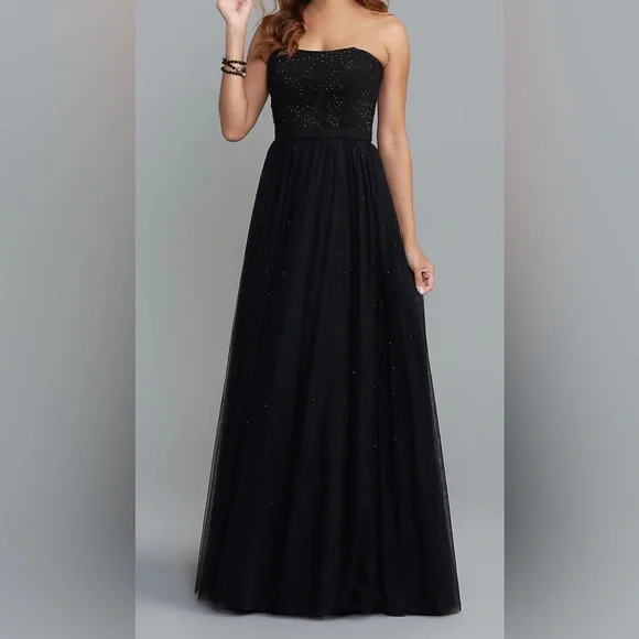 open lace back dress Marilyn – Ypsilon Dresses main image 1